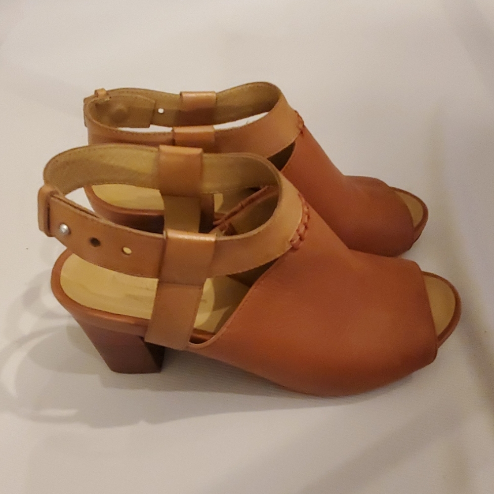 Sebago Heels